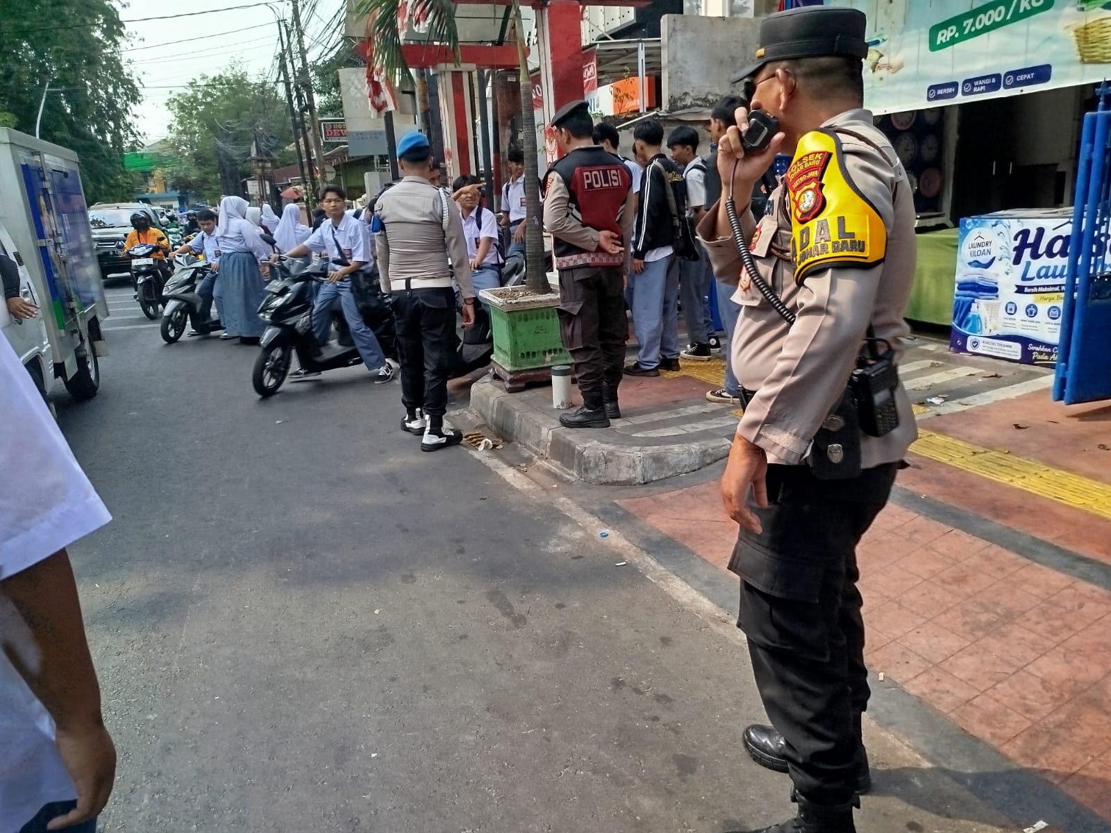 Cegah Dini Tawuran Antar Pelajar, Polsek Johar Baru Perkuat Patroli Saat Jam Bubaran