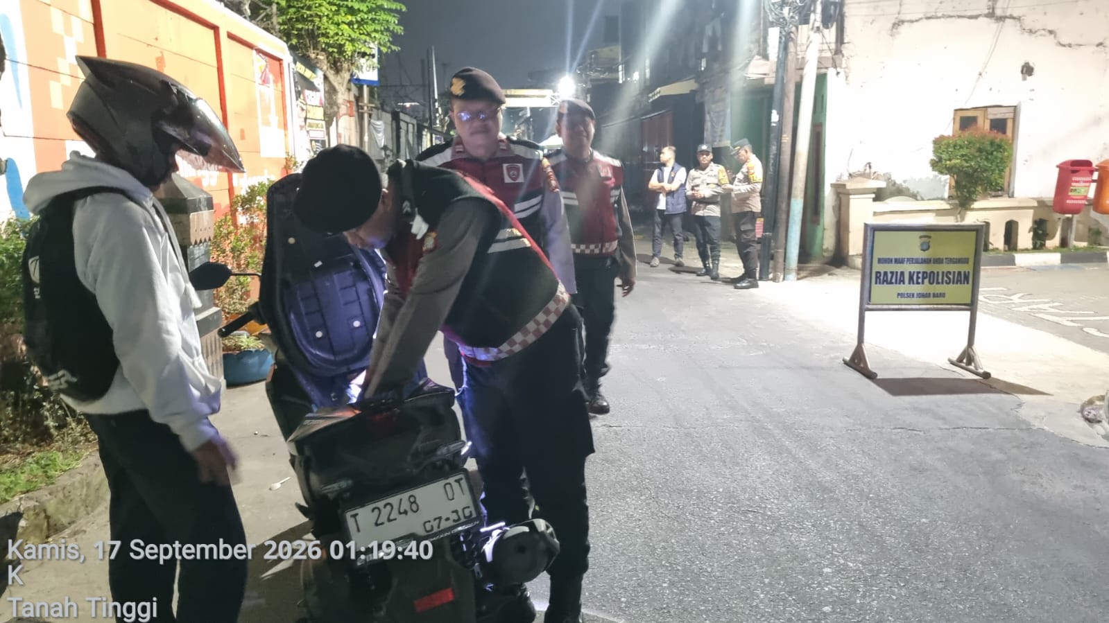 Razia Stasioner Dini Hari, Polsek Johar Baru Persempit Ruang Gerak Kejahatan Jalanan