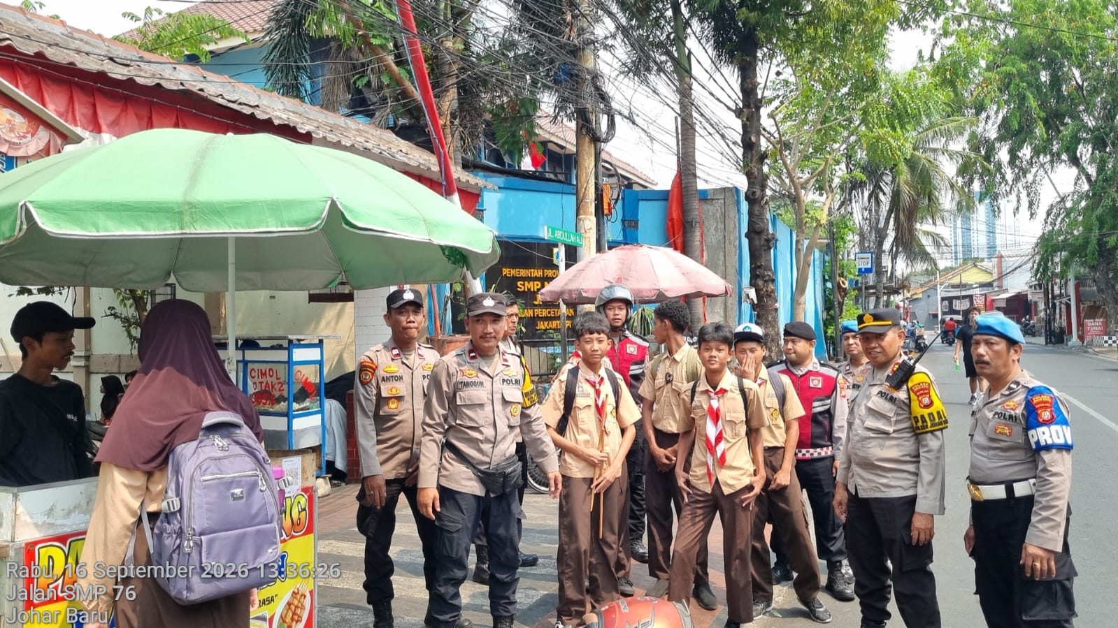 Siang Hari Disisir, Patroli Cipkon Johar Baru Antisipasi Tawuran dan Gangguan Kamtibmas