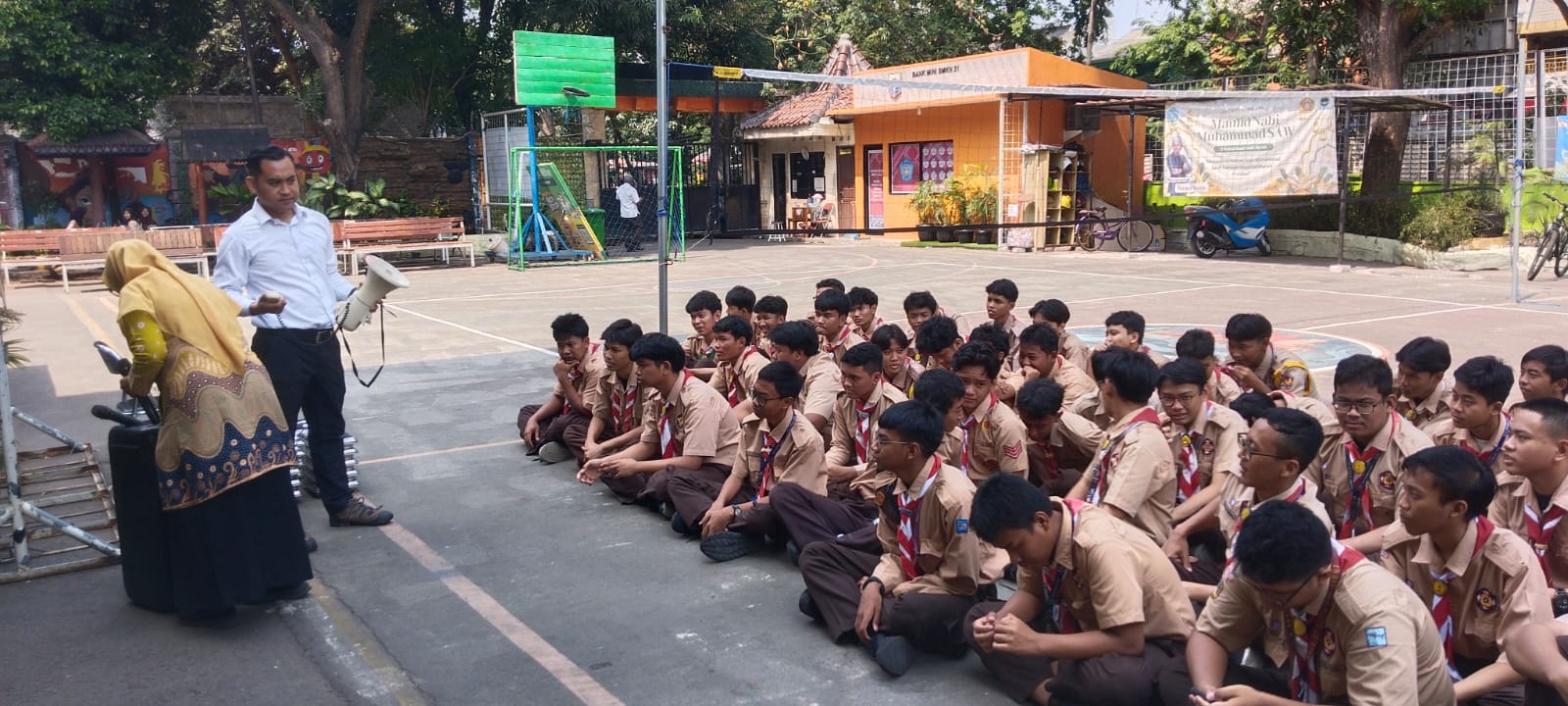 Bapak Asuh Sambangi SMKN 31, Pelajar Diajak Fokus Belajar dan Jauhi Kekerasan
