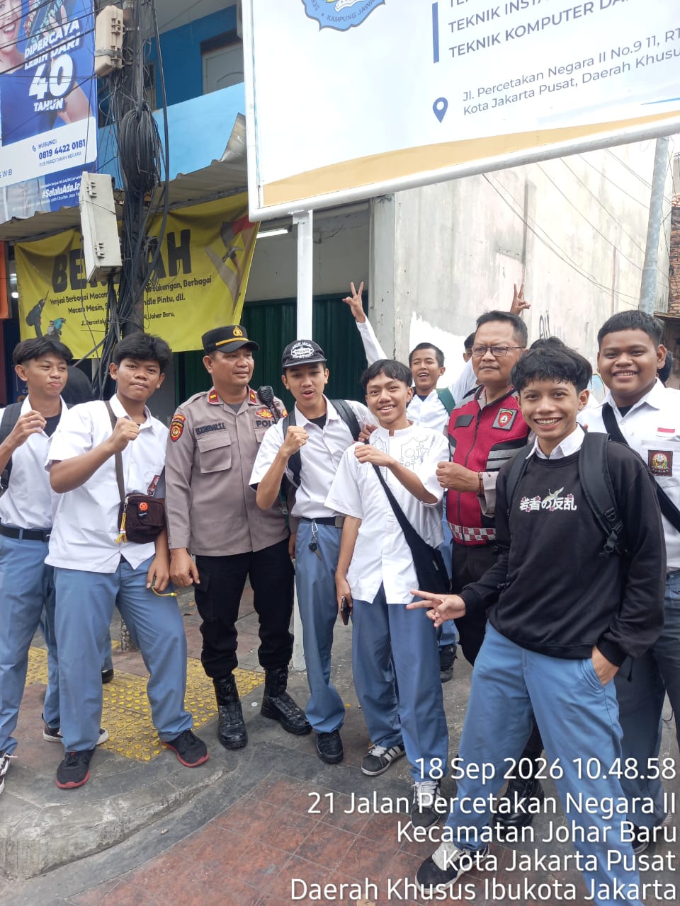 Polsek Johar Baru Beri Penyuluhan kepada Siswa SMKS Kampung Jawa, Diimbau Langsung Pulang Usai Sekolah