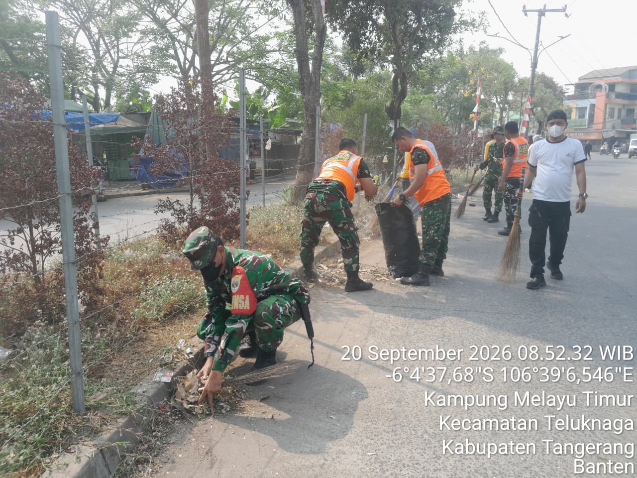 Satgas Sampah Koramil 01/Tln Tunjukan Komitmen Wujudkan Bersih Dan Sehat