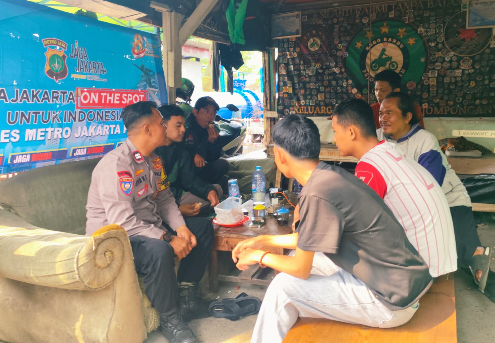 Polsek Metro Tanah Abang Hadir Menyapa Warga Lewat Jakarta On The Spot untuk Indonesia di Kelurahan Bendungan Hilir