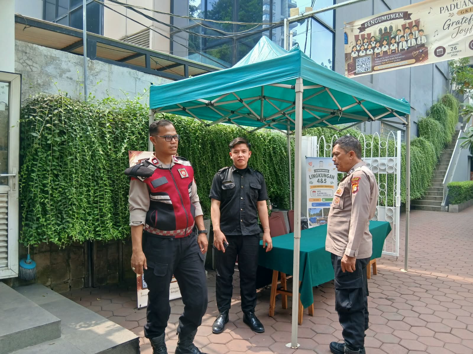 Polisi Patroli Amankan Aktivitas Ibadah dan Pengajian di Kwitang, Situasi Kondusif