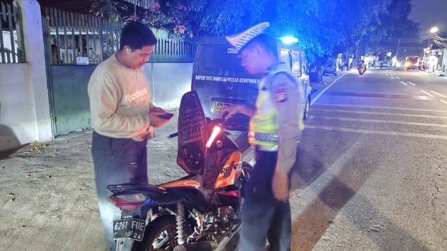 Razia Stasioner Dini Hari, Polsek Cempaka Putih Sasar Potensi Kejahatan