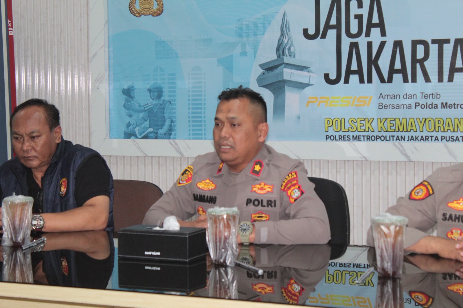 Jalin Komunikasi dan Sinergitas, Kapolsek Kemayoran Silaturahmi Bersama Insan Media