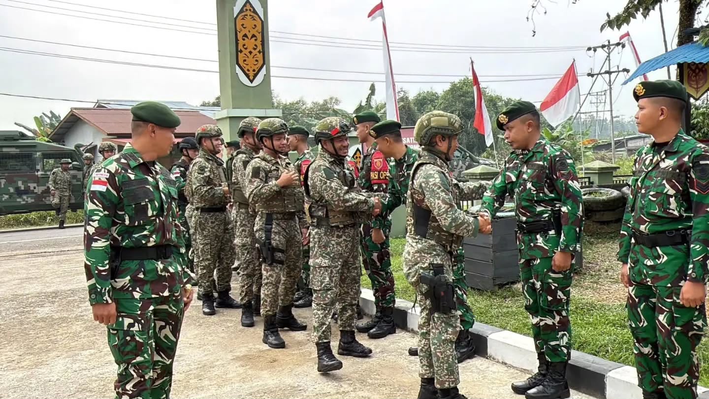 Pererat Sinergi di Perbatasan, Yonarmed 13/Nanggala Sambut TDM Malaysia