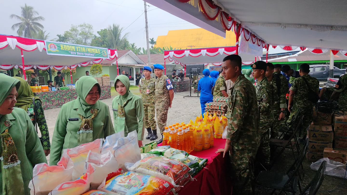 Semarak HUT Ke-81 TNI, Brigif 20/IJK Hadirkan Bazar Murah bagi Masyarakat Timika