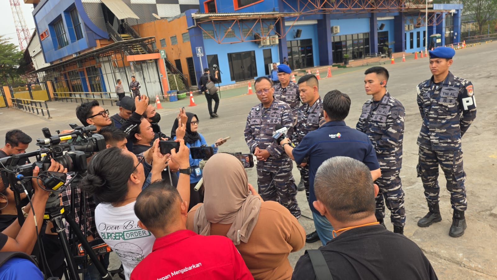 Hari Ke-14 Evakuasi KM Virgo Transport 8, Lanal Banjarmasin Prioritaskan Keselamatan Penyelam di Kondisi Ekstrem