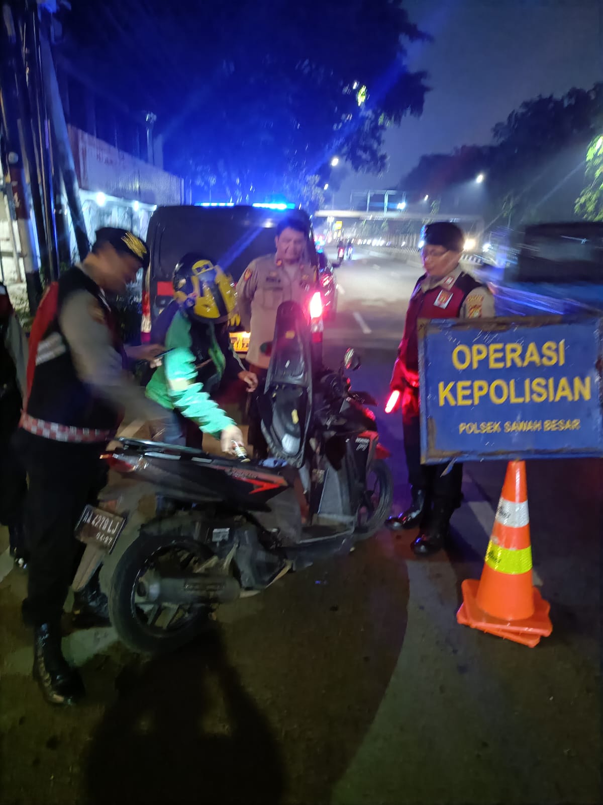 Cegah Kejahatan Malam Hari, Polsek Sawah Besar Gelar Oprasi Cipta Kondisi Stasioner Di Jalan Raya