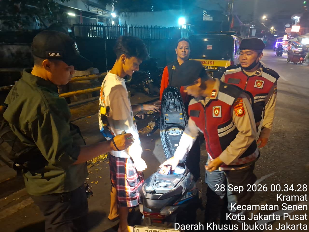 Polsek Senen Gelar Operasi Stasioner Dini Hari, Sasar Sajam hingga Balap Liar