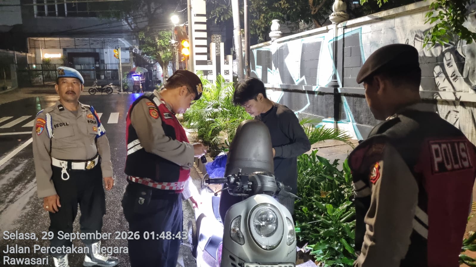 Operasi Cipta Kondisi Dini Hari, Polsek Johar Baru Persempit Ruang Gerak Kejahatan Jalanan