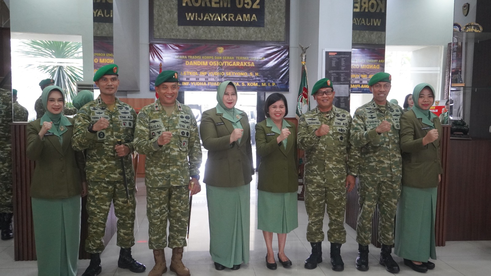 Serah Terima Jabatan dan Tradisi Korps Dandim 0510/Tigaraksa, Danrem 052/Wijayakrama Tekankan Regenerasi dan Profesionalisme Satuan
