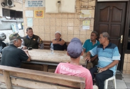 Jaga Jakarta On The Spot, Polisi Edukasi Warga Karang Anyar Cegah Gangguan Kamtibmas
