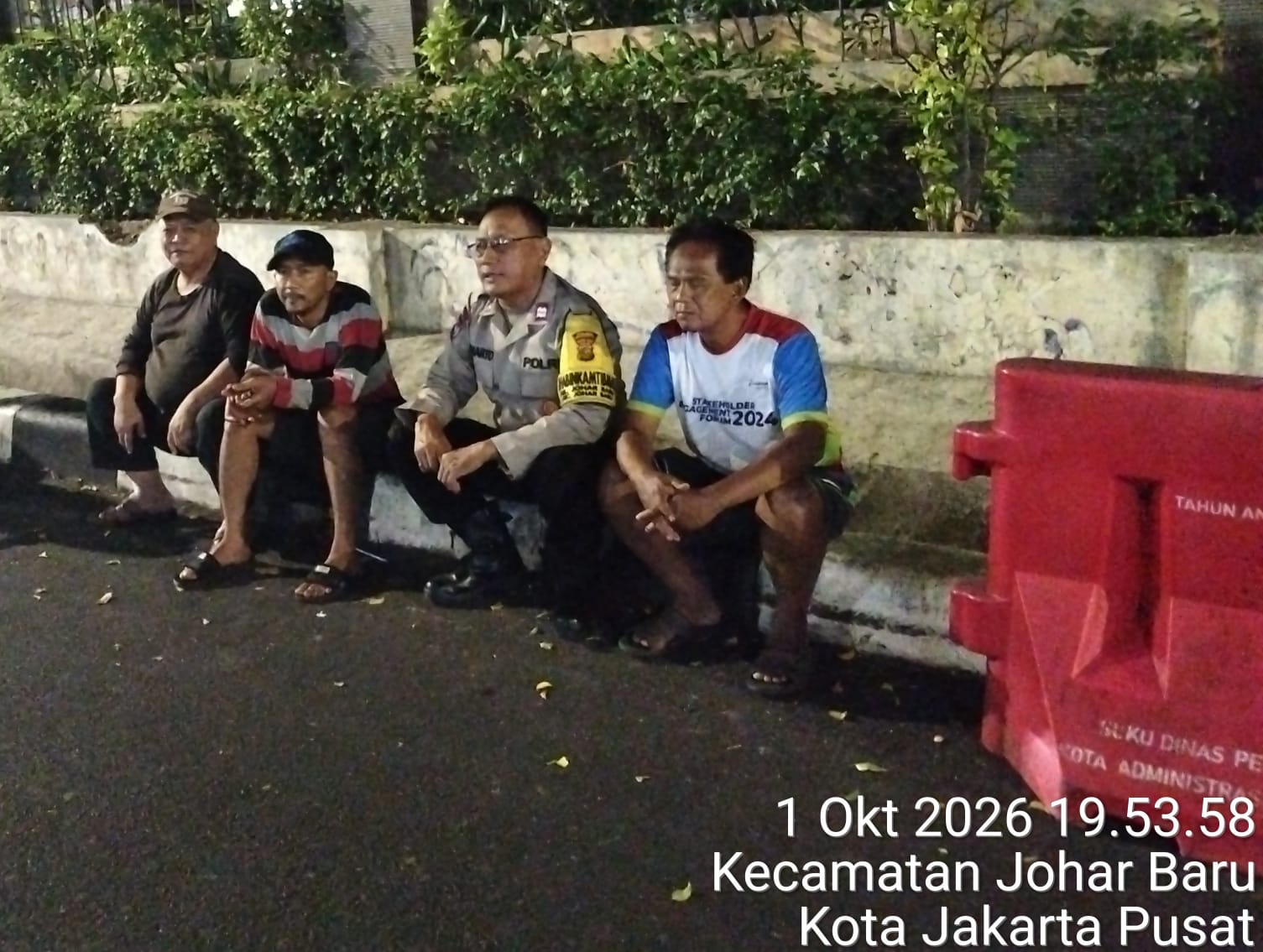 Sambang Warga RW 03, Bhabinkamtibmas Johar Baru Perkuat Deteksi Dini Kamtibmas