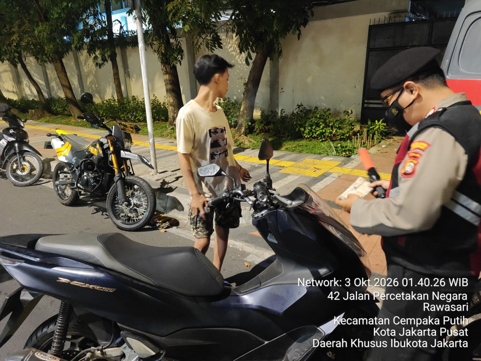 Dini Hari, Polsek Johar Baru Perketat Patroli Cegah Kejahatan Jalanan