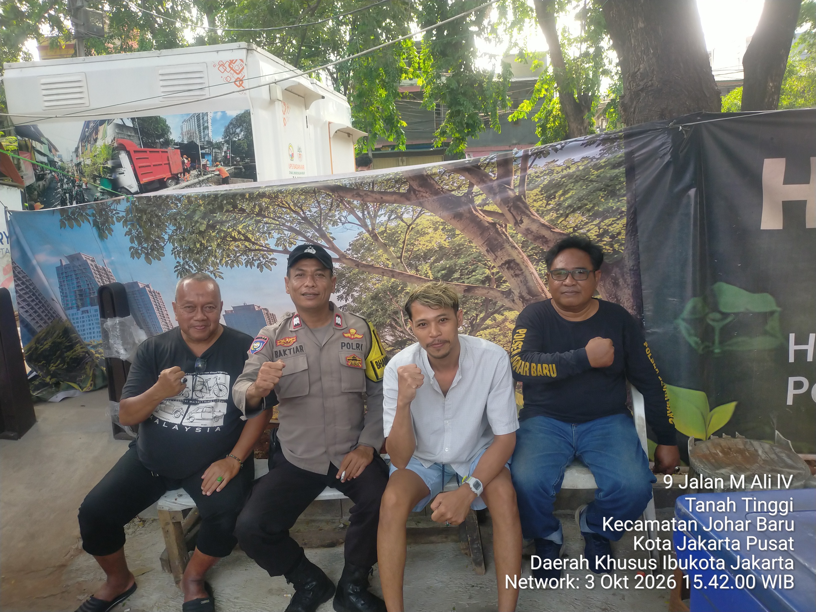Jalin Komunikasi dengan Warga, Bhabinkamtibmas Galur Dorong Kewaspadaan Lingkungan