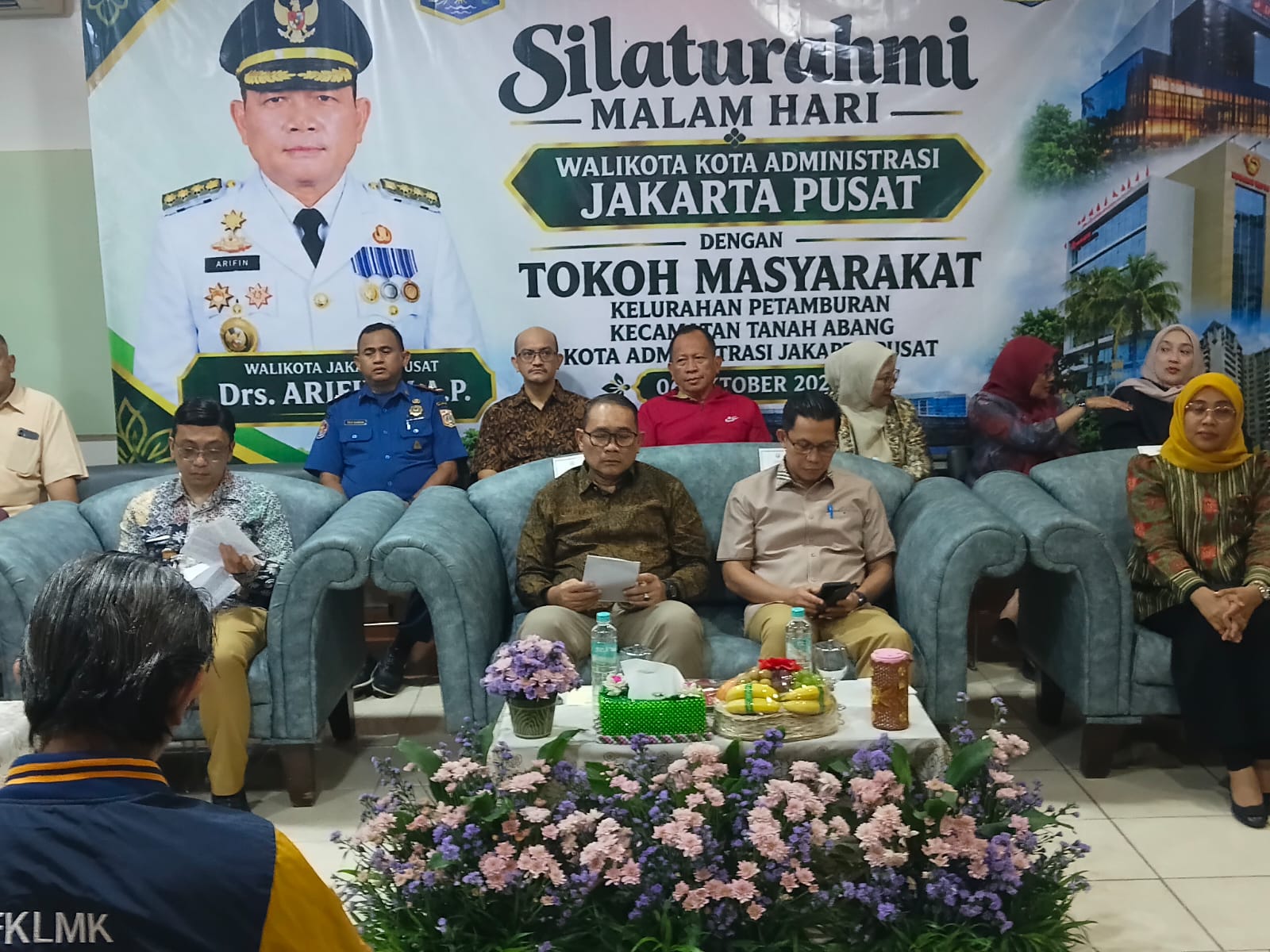Perkuat Sinergitas Tiga Pilar, Bhabinkamtibmas dan Babinsa Monitor Silaturahmi Wali Kota Jakarta Pusat di Petamburan