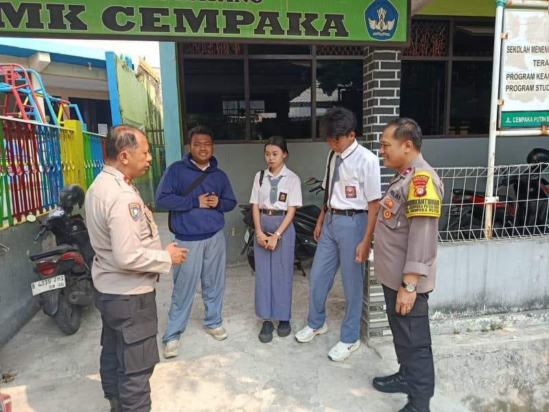 Cegah Tawuran dan Kenakalan Remaja, Polisi Beri Pembinaan Saat Jam Pulang Sekolah