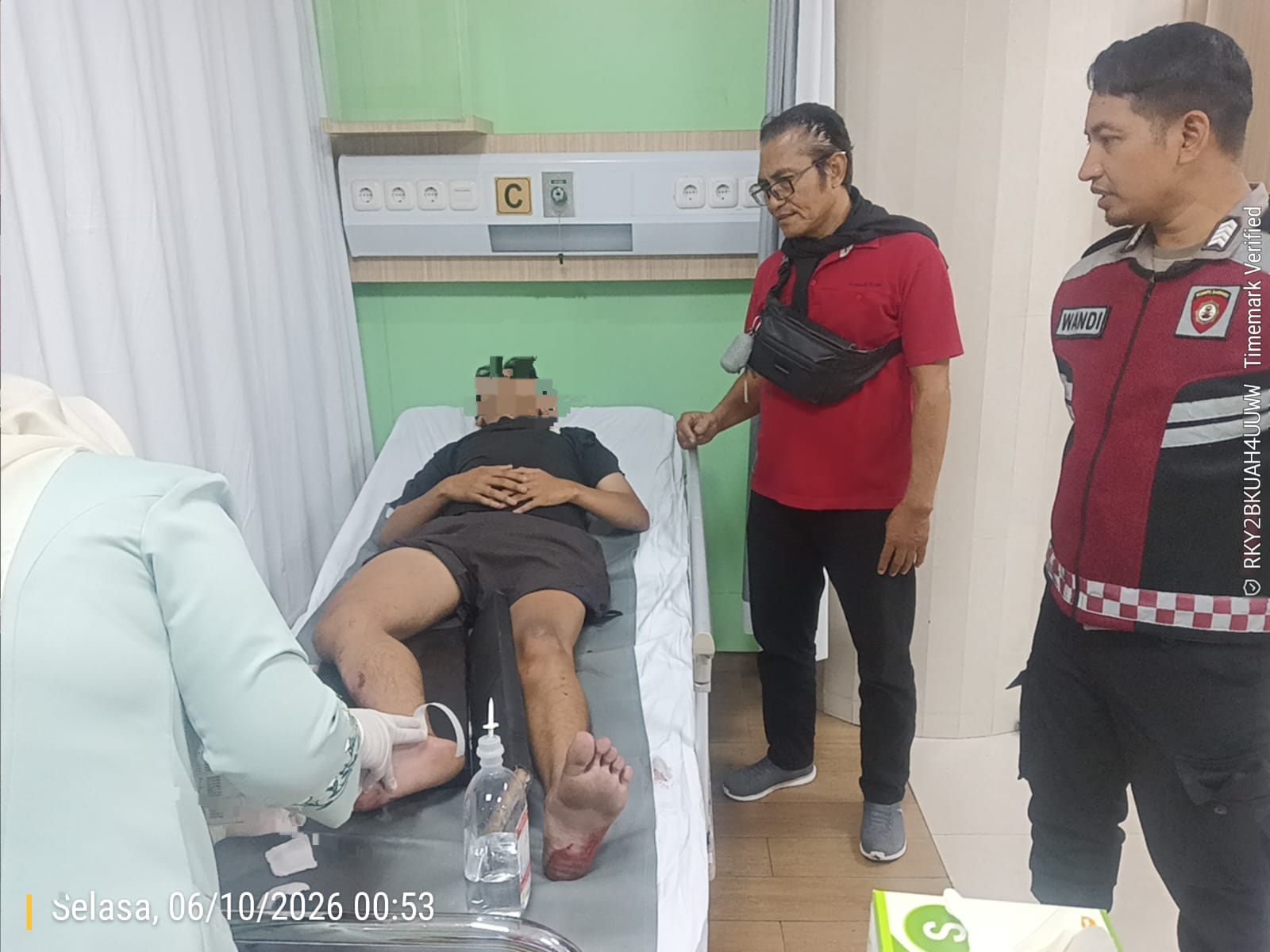 Laporan Kecelakaan Masuk Lewat 110, Polisi Hadir Cepat Berikan Pertolongan