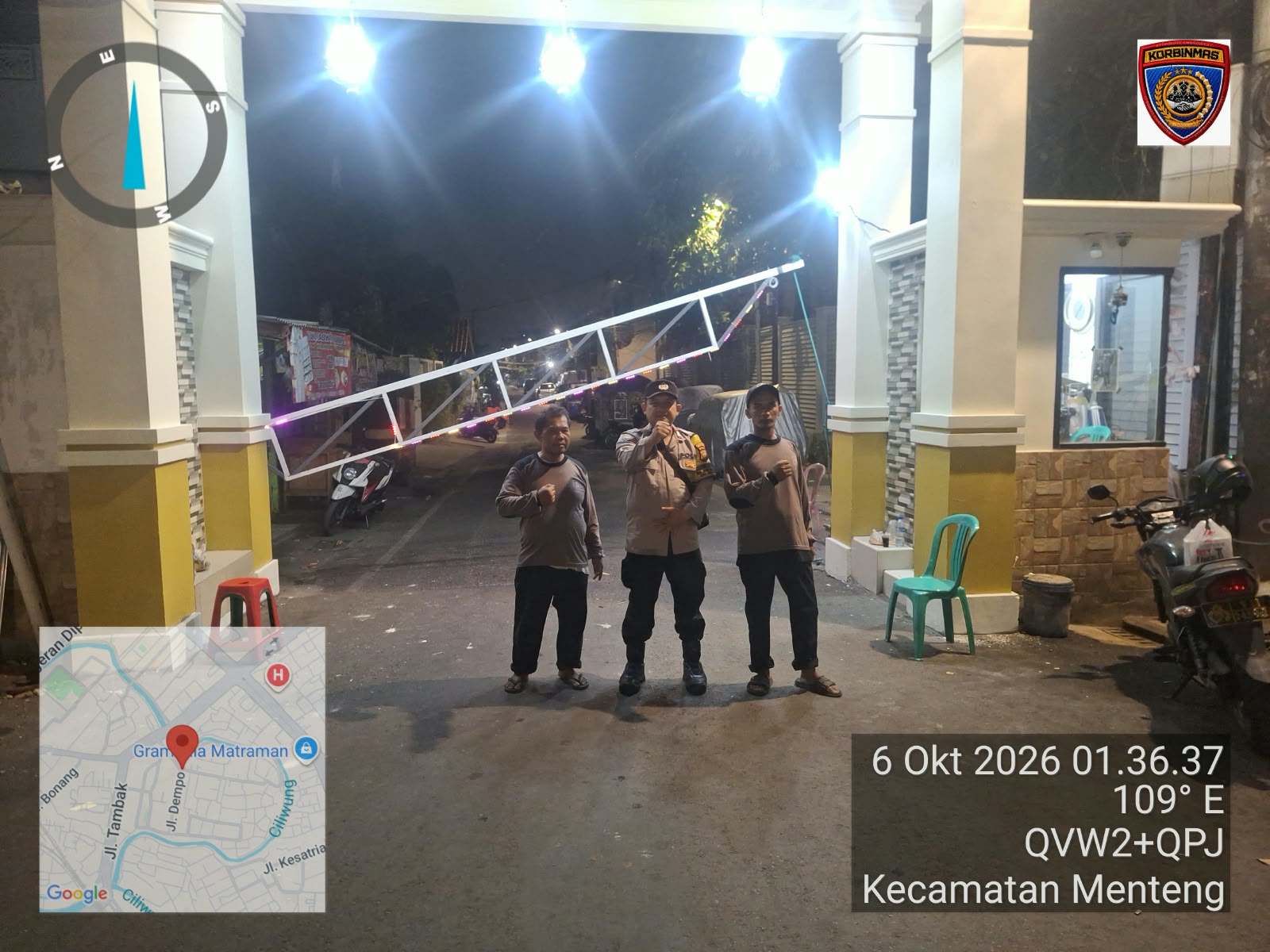 Masuki Jam Rawan, Bhabinkamtibmas Cek Satkamling Matraman Dalam II