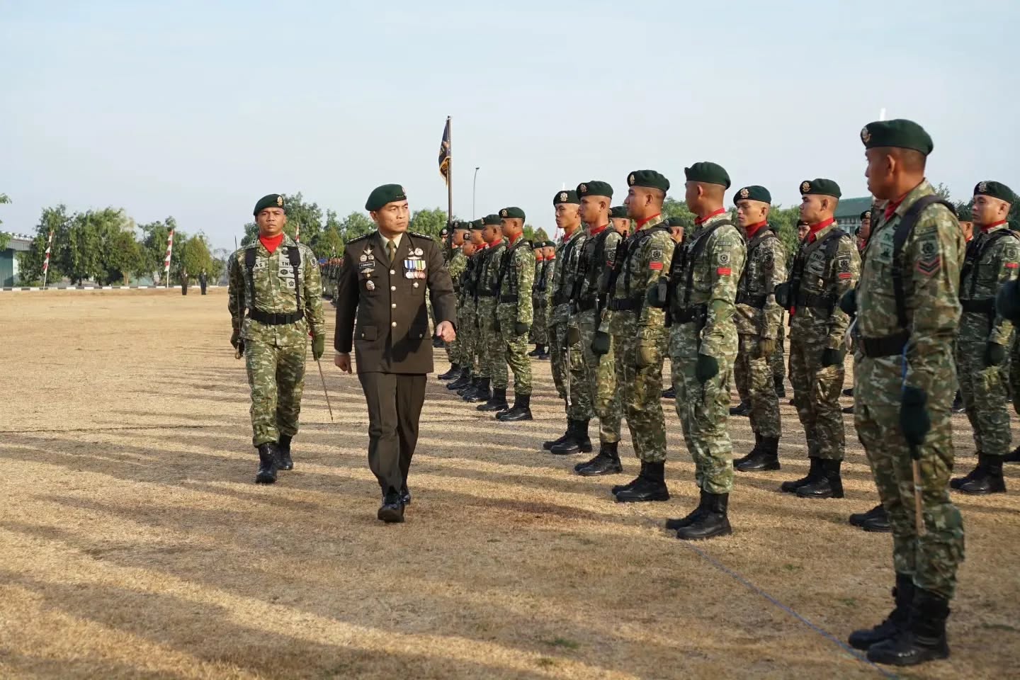 Divif 3 Kostrad Gelar Upacara HUT ke-81 TNI di Lapangan Bima