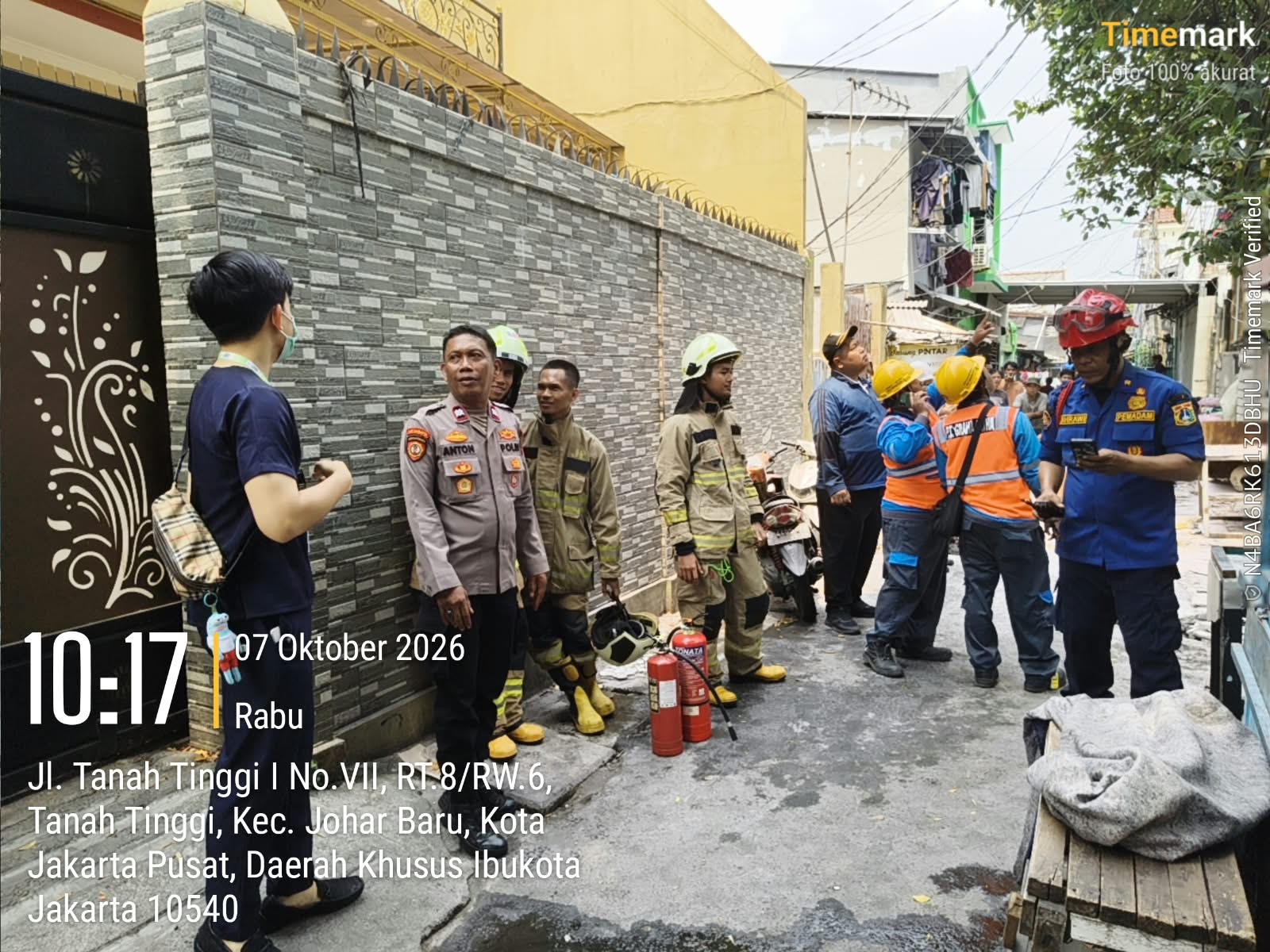 Respon Cepat, Polsek Johar Baru Cek Laporan Gangguan Listrik di Puskesmas Tanah Tinggi