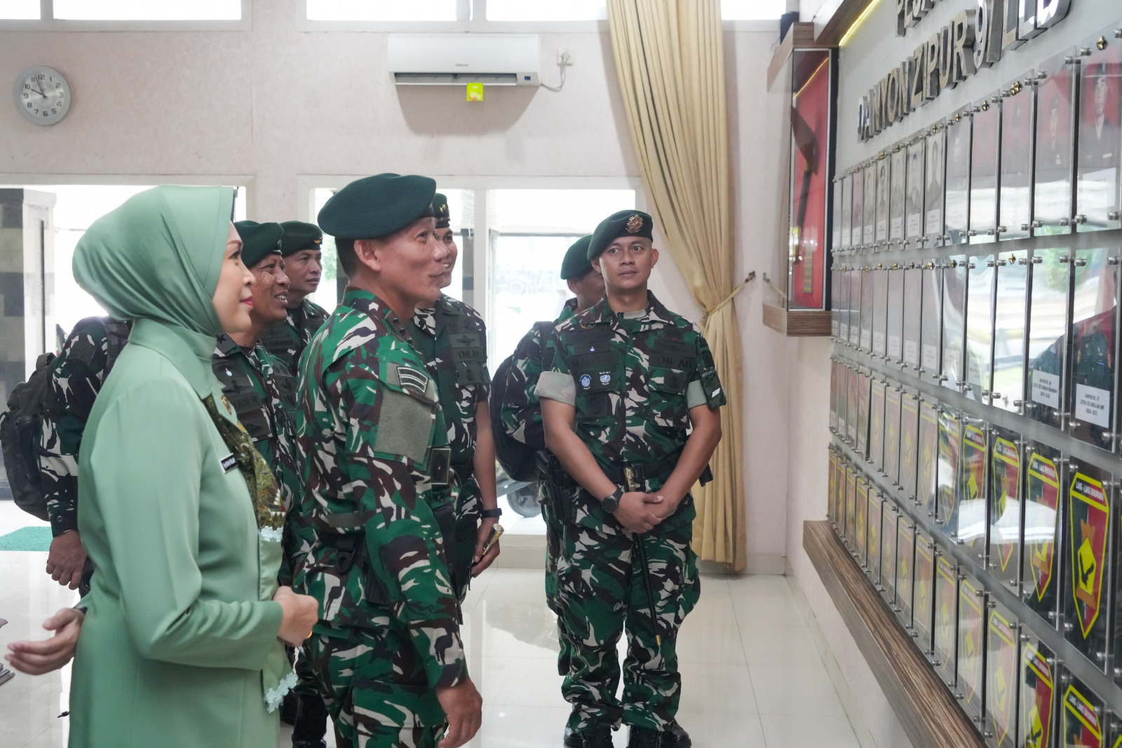 Pangkostrad Kunjungi Yonzipur 9 Kostrad