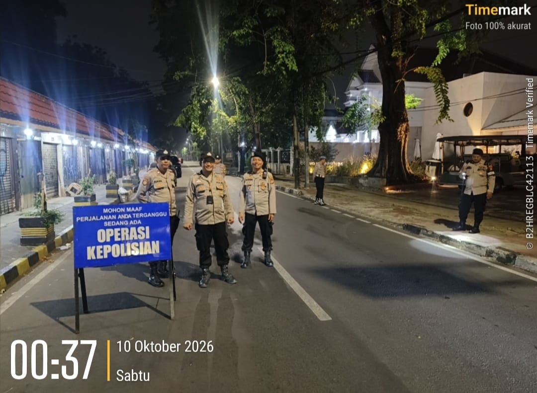 Persempit Ruang Gerak Pelaku Kejahatan, Polsek Metro Menteng Gelar Razia Dini Hari