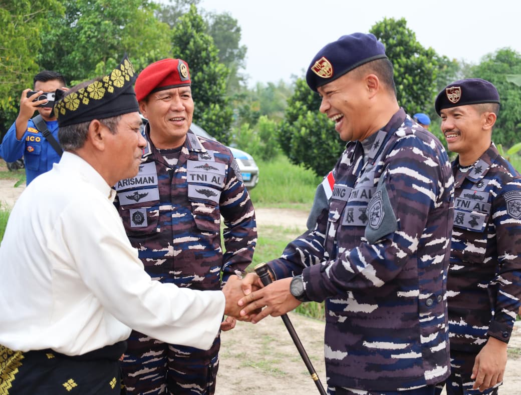 Kunjungi Negeri Istana Kabupaten Siak Sri Indrapura, Danlanal Dumai Perkuat Sinergi Hadirkan Pengabdian