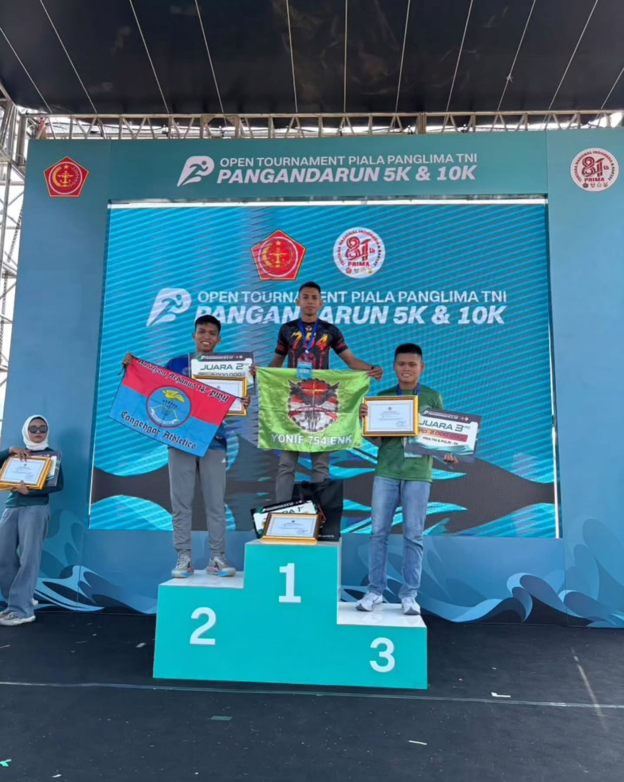 Gemilang di Pangandaran Run 2026, Prajurit Yonif 754/ENK Raih Juara 1 Piala Panglima TNI