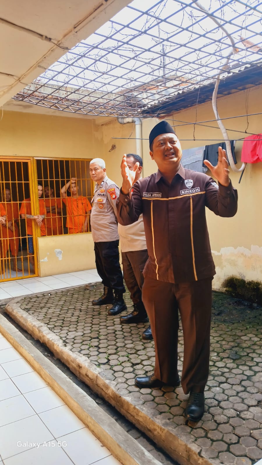 Tingkatkan Keimanan Tahanan, Polsek Metro Gambir Gelar Pembinaan Rohani dan Mental