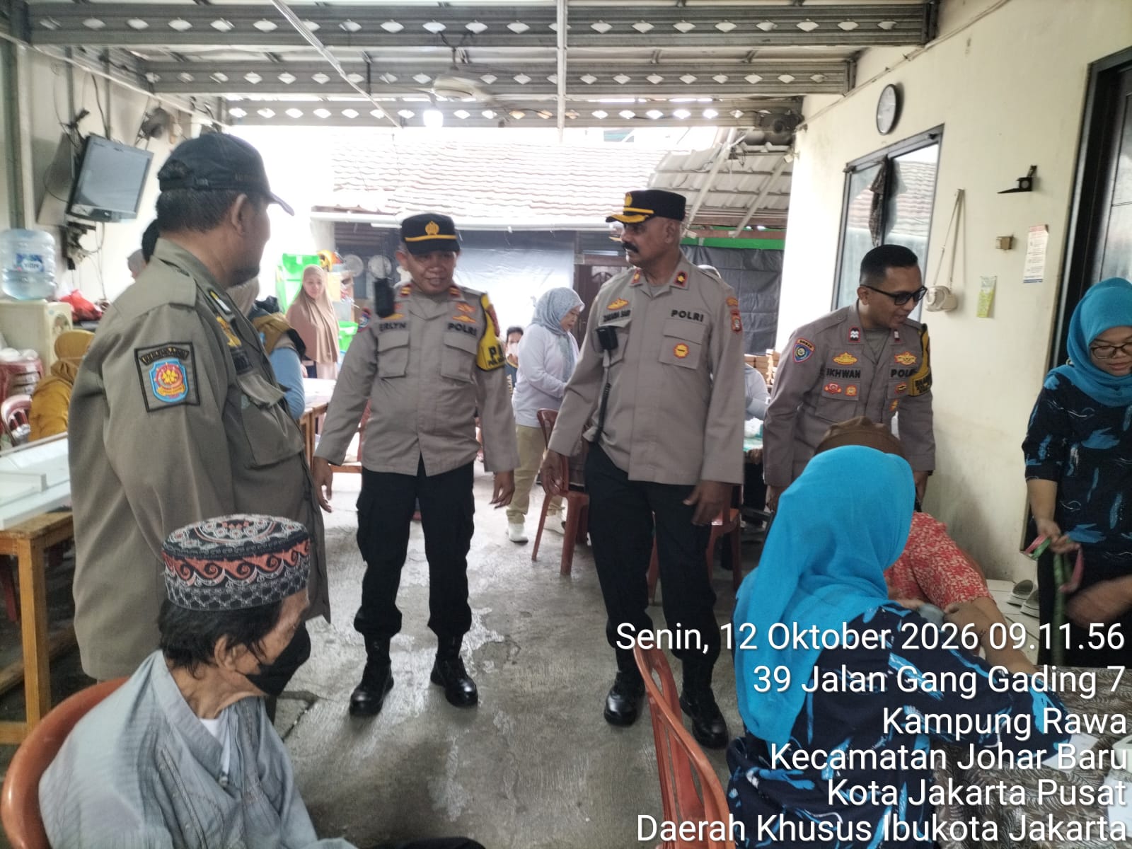 Kolaborasi Lintas Sektor, Kapolsek Johar Baru Pantau Posyandu dan Posbindu Dukung Kesehatan Warga Kampung Rawa