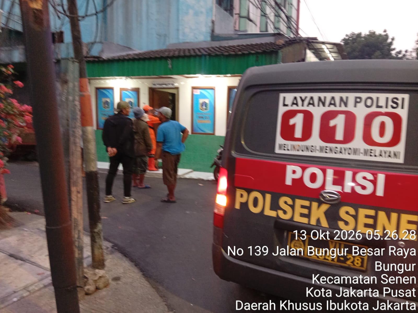 Respon Cepat Polisi Tindak Lanjuti Laporan Warga Melalui 110 Tentang Pria Diduga Hendak Masuk Rumah Warga di Bungur Senen