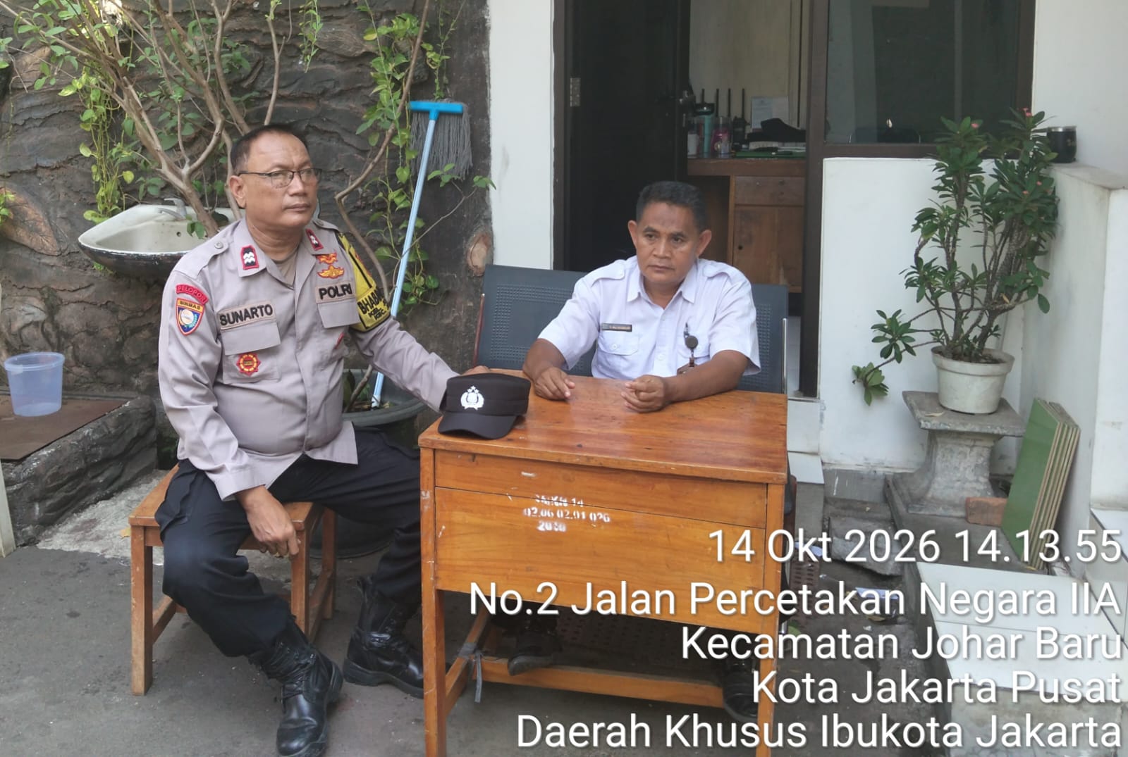 Perkuat Pembinaan Pelajar, Bhabinkamtibmas Johar Baru Koordinasi dengan SMK Negeri 14