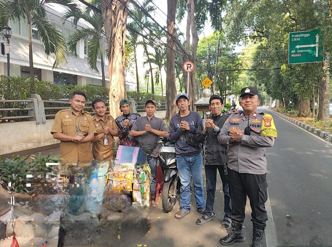 Polsek Metro Menteng Gelar Kumpul Bareng Warga, Ajak Pedagang Kopi Keliling Jaga Kamtibmas