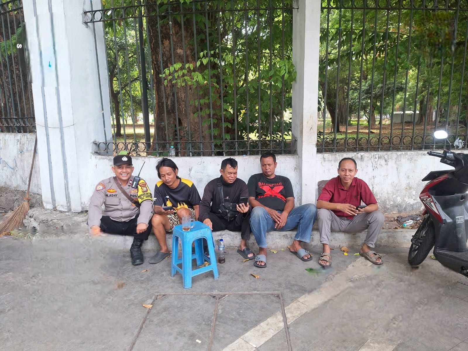 Kumpul Bareng Warga Pegangsaan, Polsek Metro Menteng Perkuat Sinergi Jaga Kamtibmas