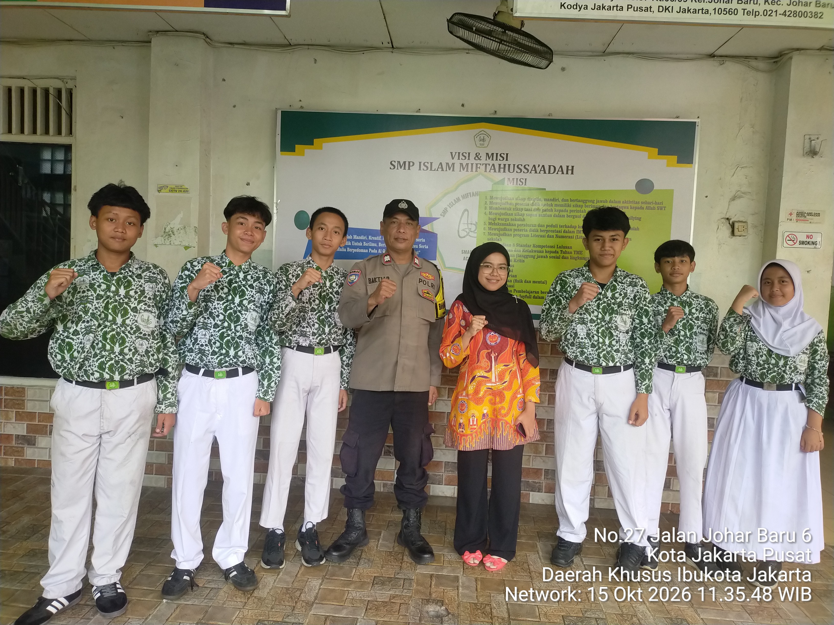 Cegah Tawuran Sejak Dini, Polisi Pendamping Sekolah Rangkul Pelajar SMP Islam Miftahussa’adah