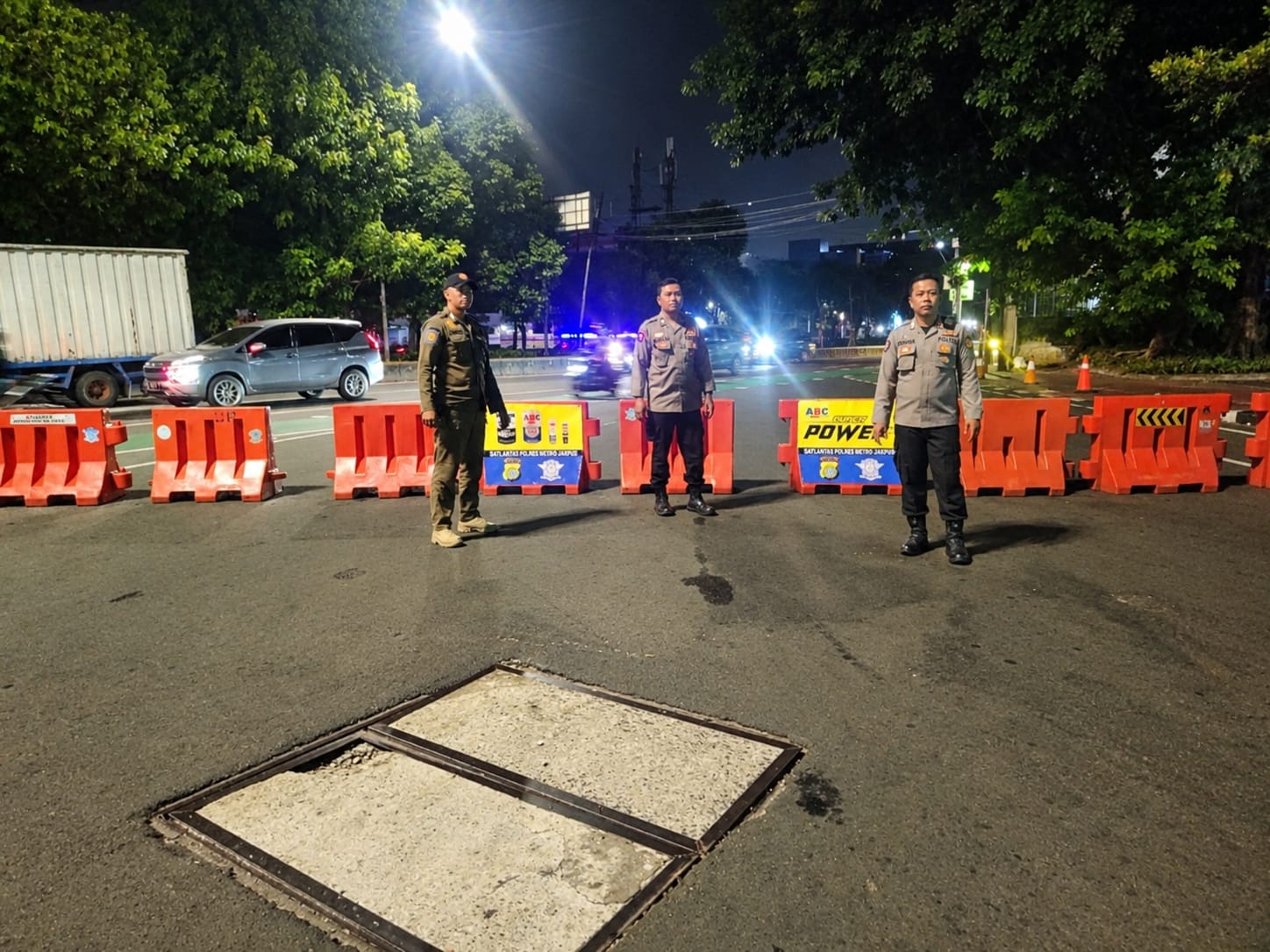 Antisipasi Balap Liar dan Kejahatan Jalanan, 3 Pilar Kecamatan Gambir Gelar Patroli Malam “Jaga Jakarta”