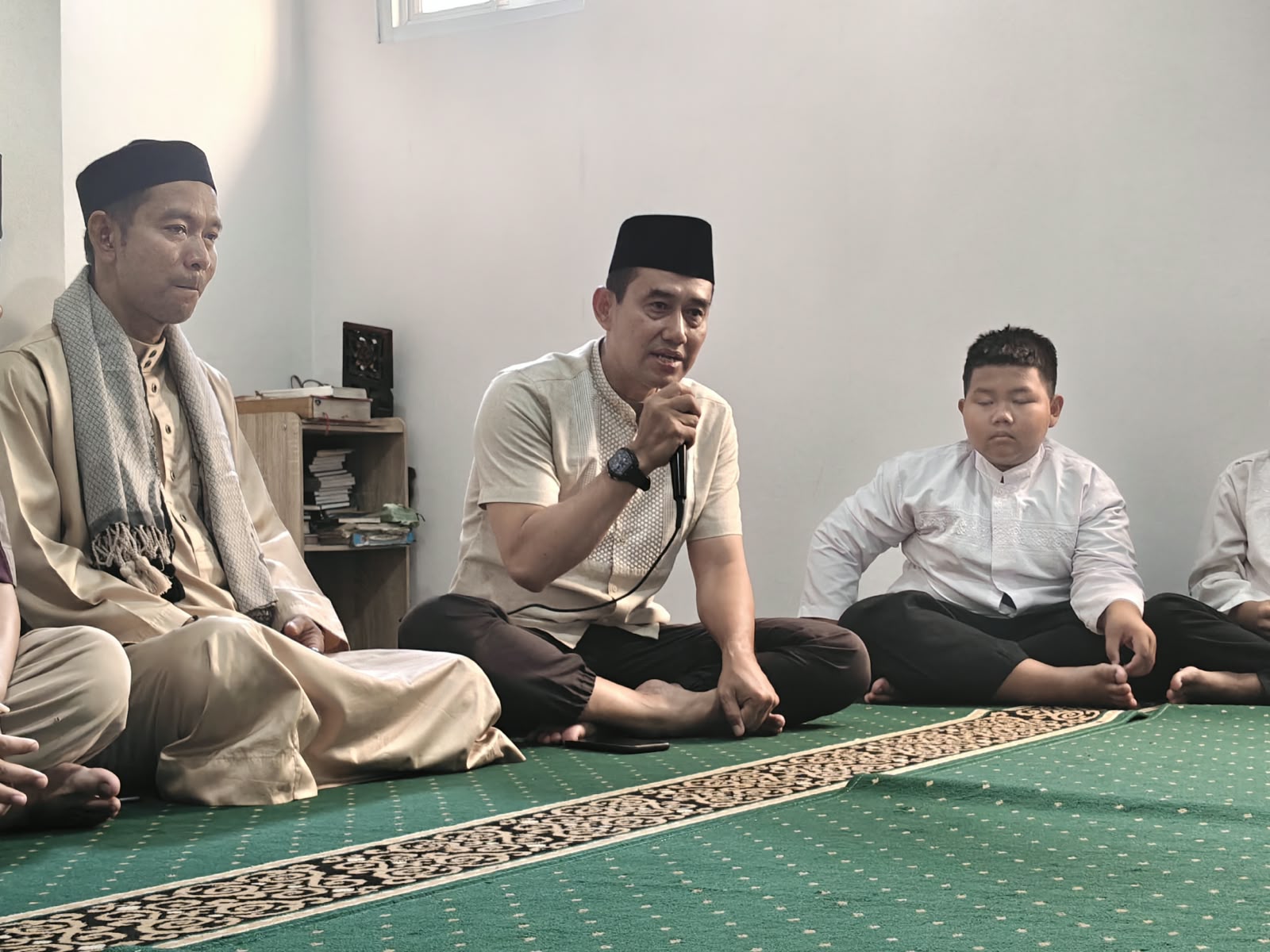 Polsek Metro Tanah Abang Gelar Doa Bersama dan Santunan Anak Yatim, Perkuat Kepedulian dan Pengabdian kepada Masyarakat