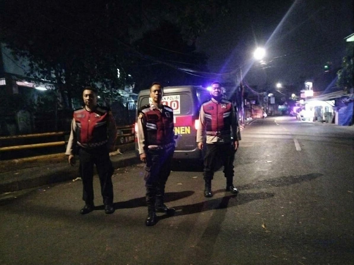 Polsek Senen Gelar Patroli Biru Dini Hari, Antisipasi Kejahatan Jalanan dan Tawuran