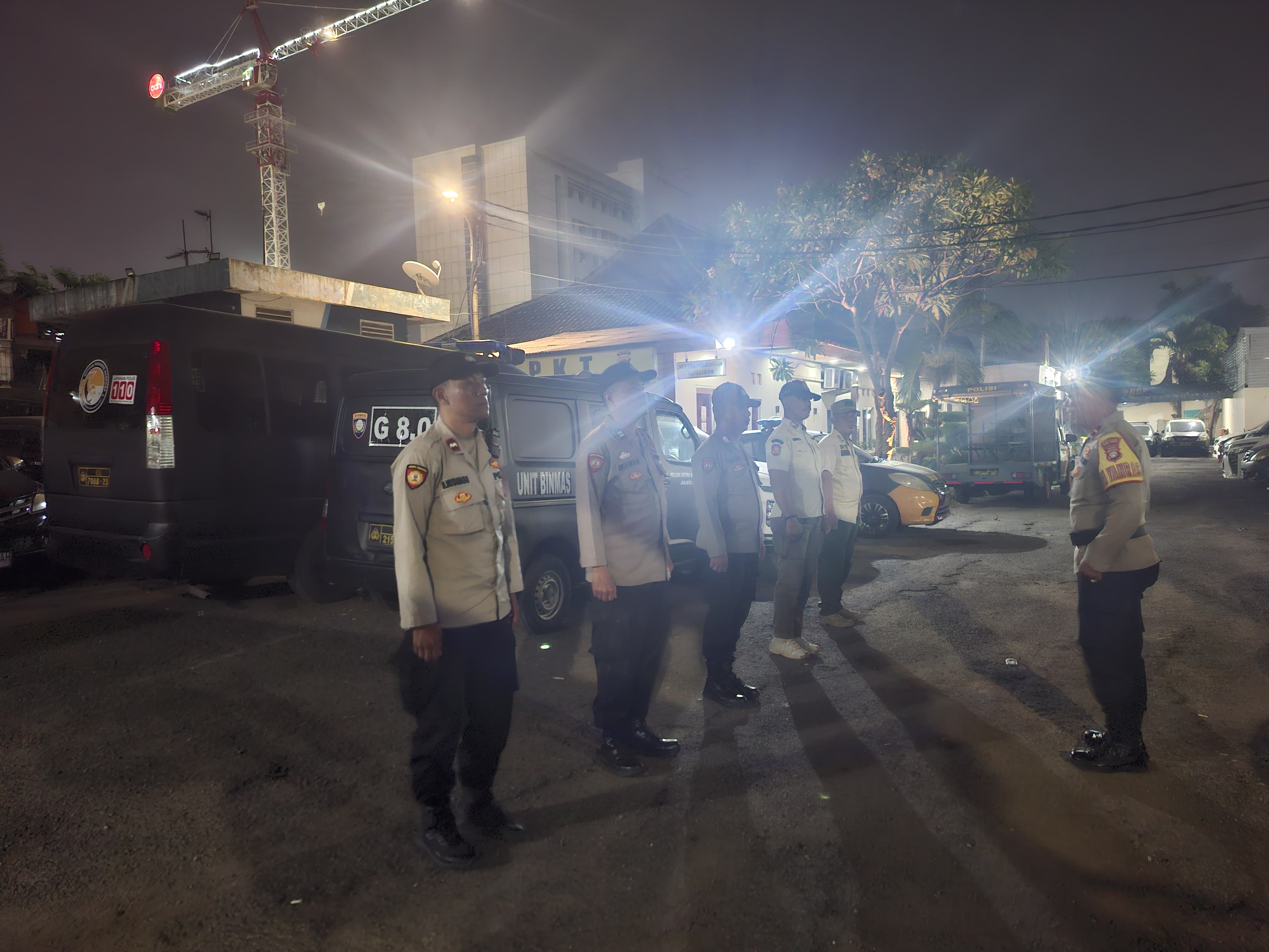 Antisipasi Balap Liar dan Kejahatan Jalanan, 3 Pilar Kec. Gambir Gelar Patroli Malam Skala Sedang