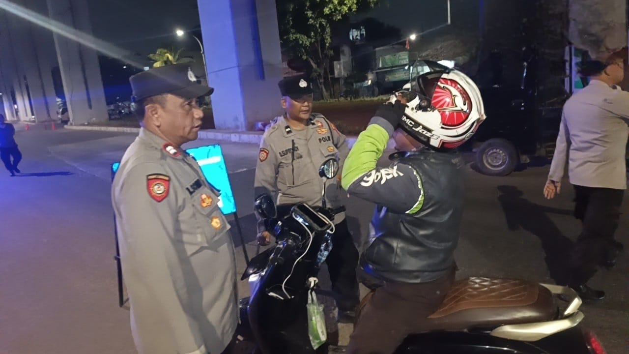 Polsek Metro Menteng Gelar Razia Dini Hari, Antisipasi Gangguan Kamtibmas