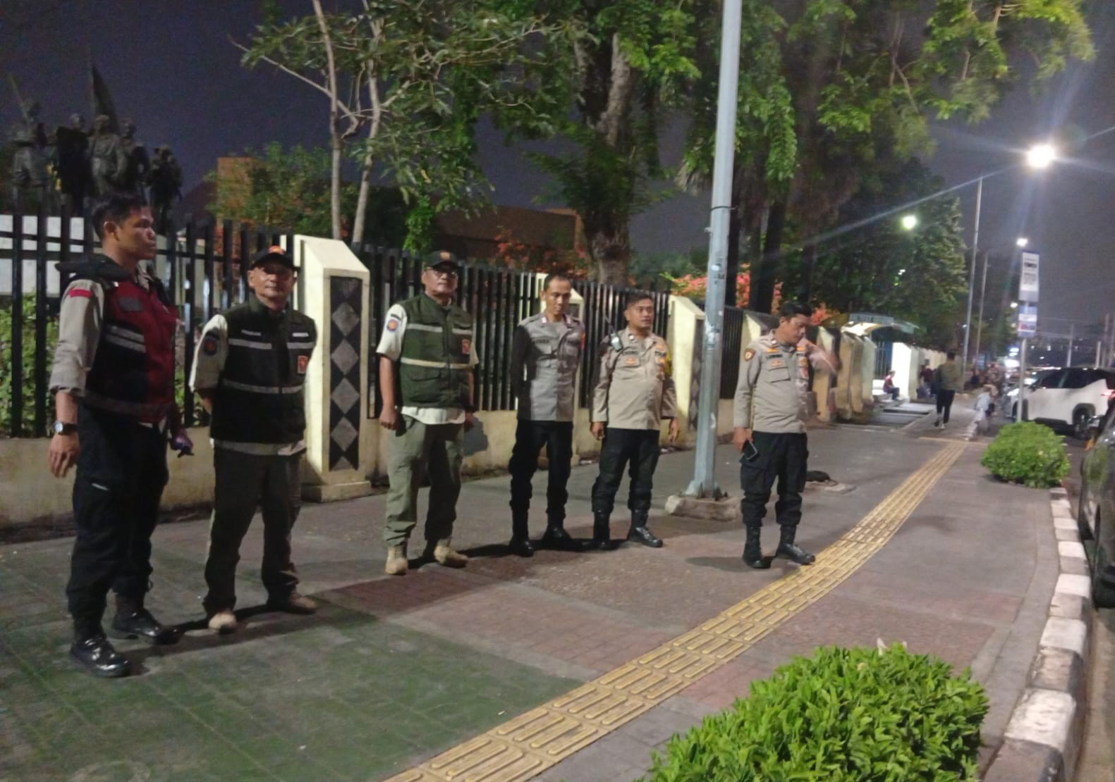 Polsek Senen Gelar Patroli Gabungan Tiga Pilar Lampu Biru, Antisipasi Gangguan Kamtibmas