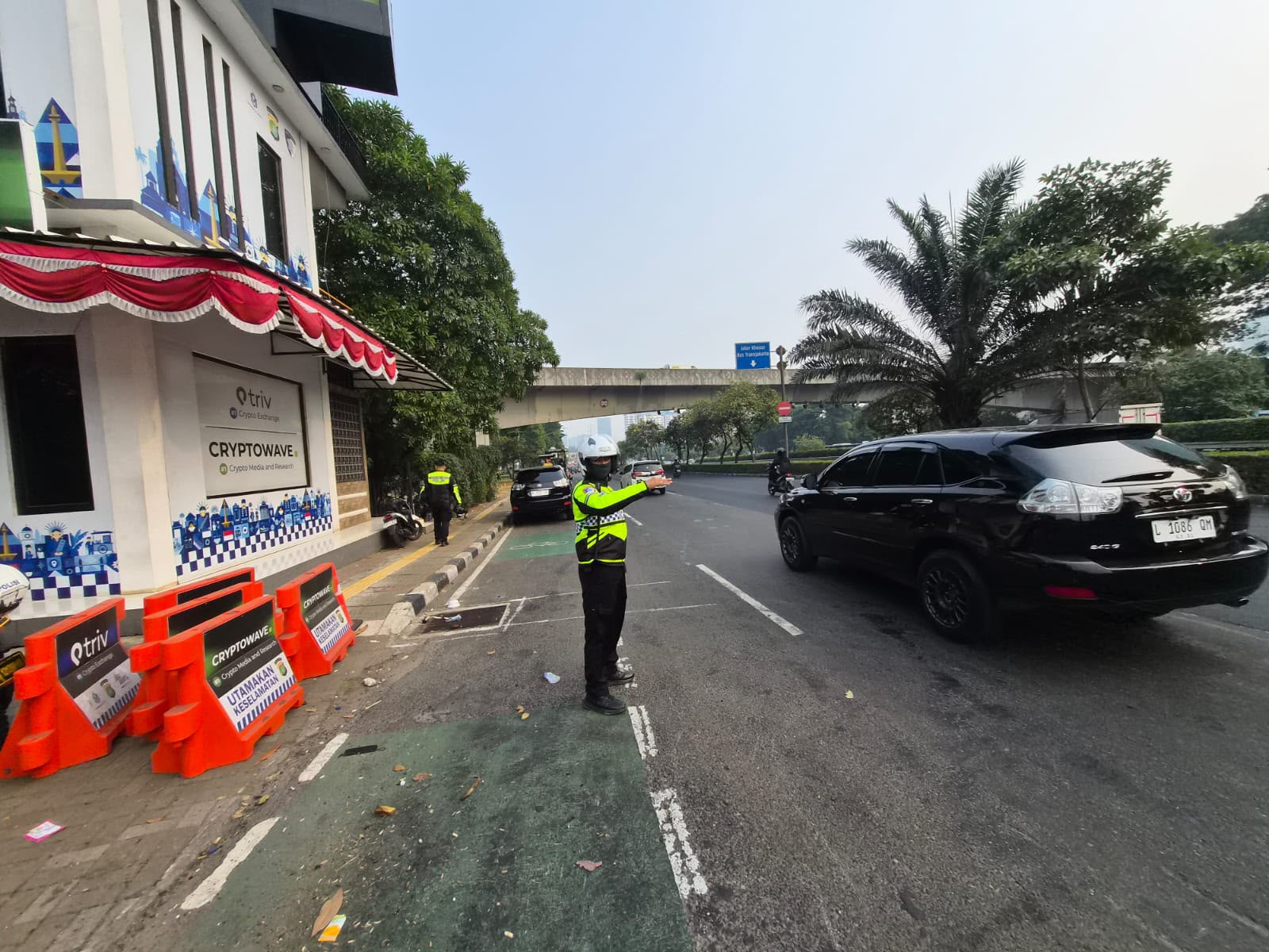 Polda Metro Jaya Atur Lalu Lintas Sore Hari, Bantu Kelancaran Mobilitas Warga