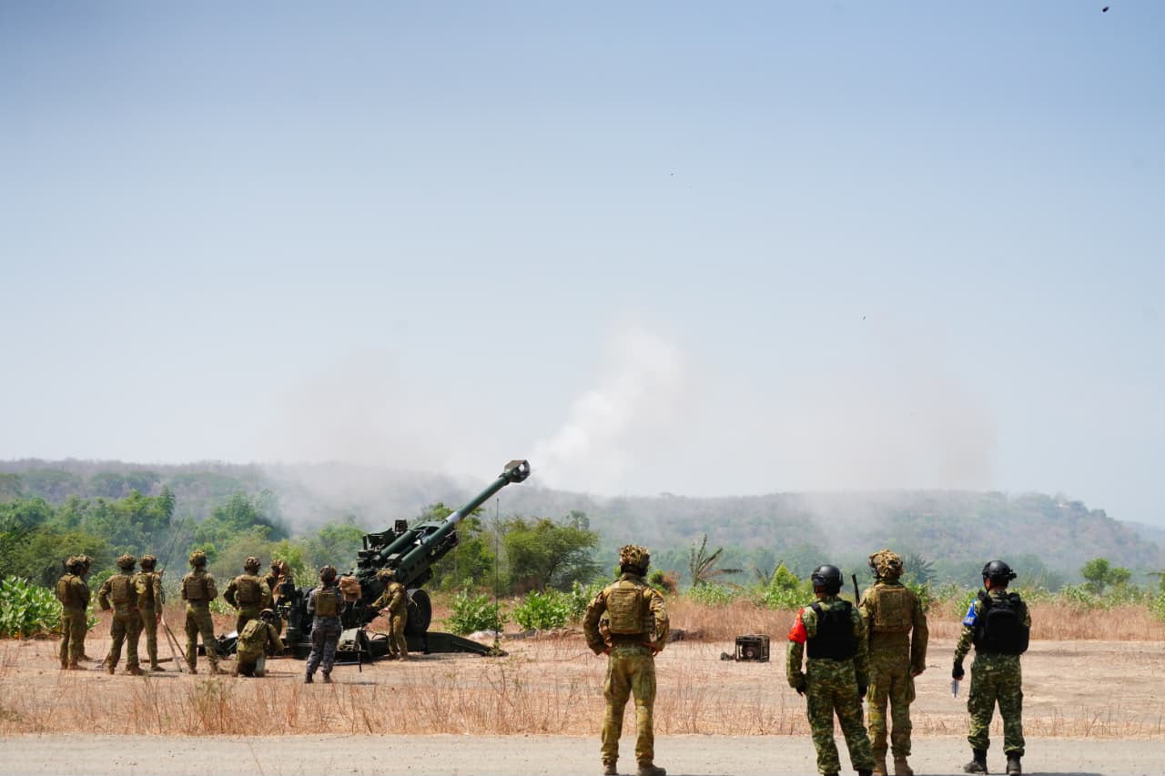 Puncak Latihan, TNI dan ADF Unjuk Kemampuan Penembakan Gabungan
