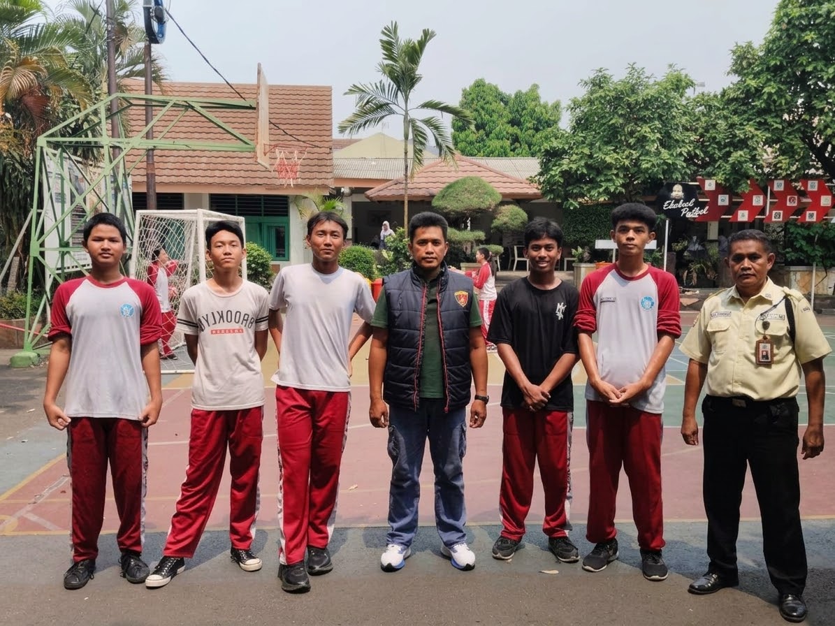 Lindungi Masa Depan Pelajar, Polsek Johar Baru Sambangi SMKN 14 Jakarta dan Sampaikan Pesan Kamtibmas