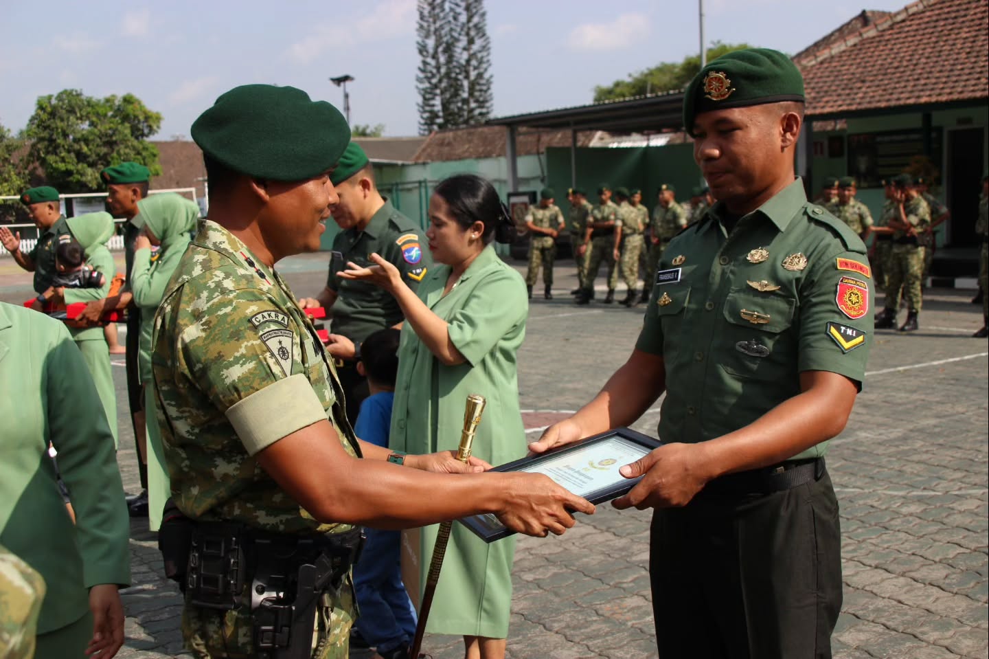 Yonbekang 2 Kostrad Gelar Tradisi Pelepasan Prajurit, Apresiasi Dedikasi dan Pengabdian