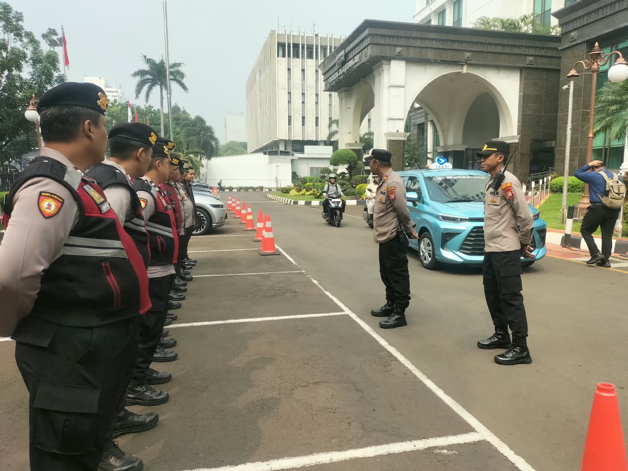 Polsek Sawah Besar Siaga Layani Rencana Aksi Unjuk Rasa di Kantor OJK
