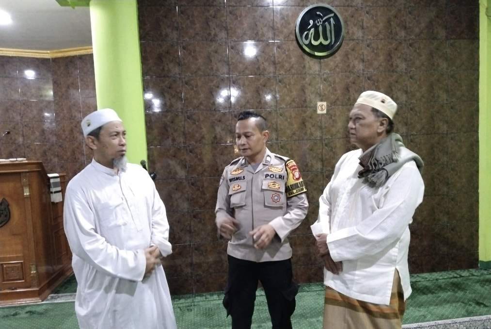 Melalui Subuh Keliling, Polsek Cempaka Putih Ajak Masyarakat Bersama Jaga Keamanan
